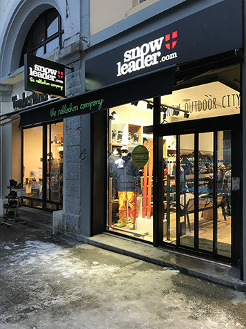 Façade extérieurs du magasin Snowleader de Chamonix
